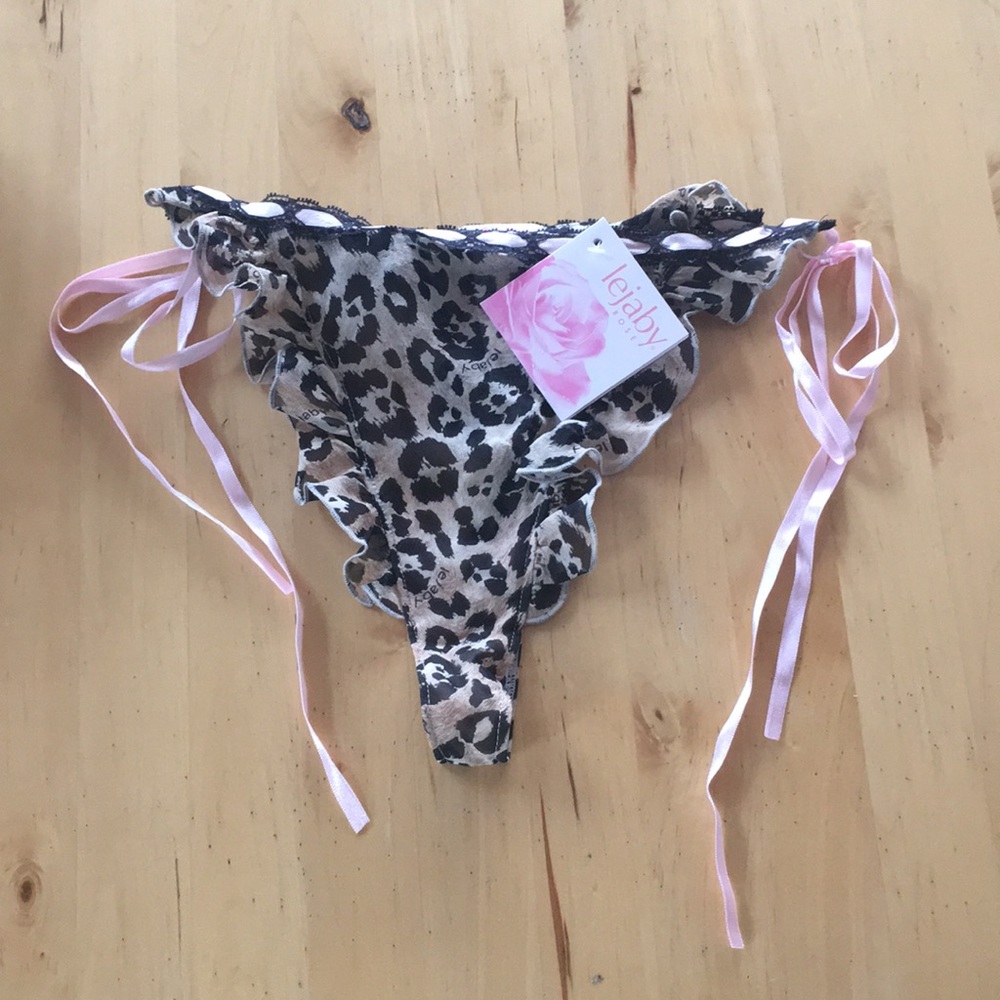 NWT Lejaby Rose cheetah adjustable thong L
